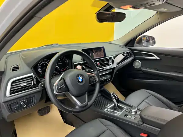 BMW 1 Series 2021