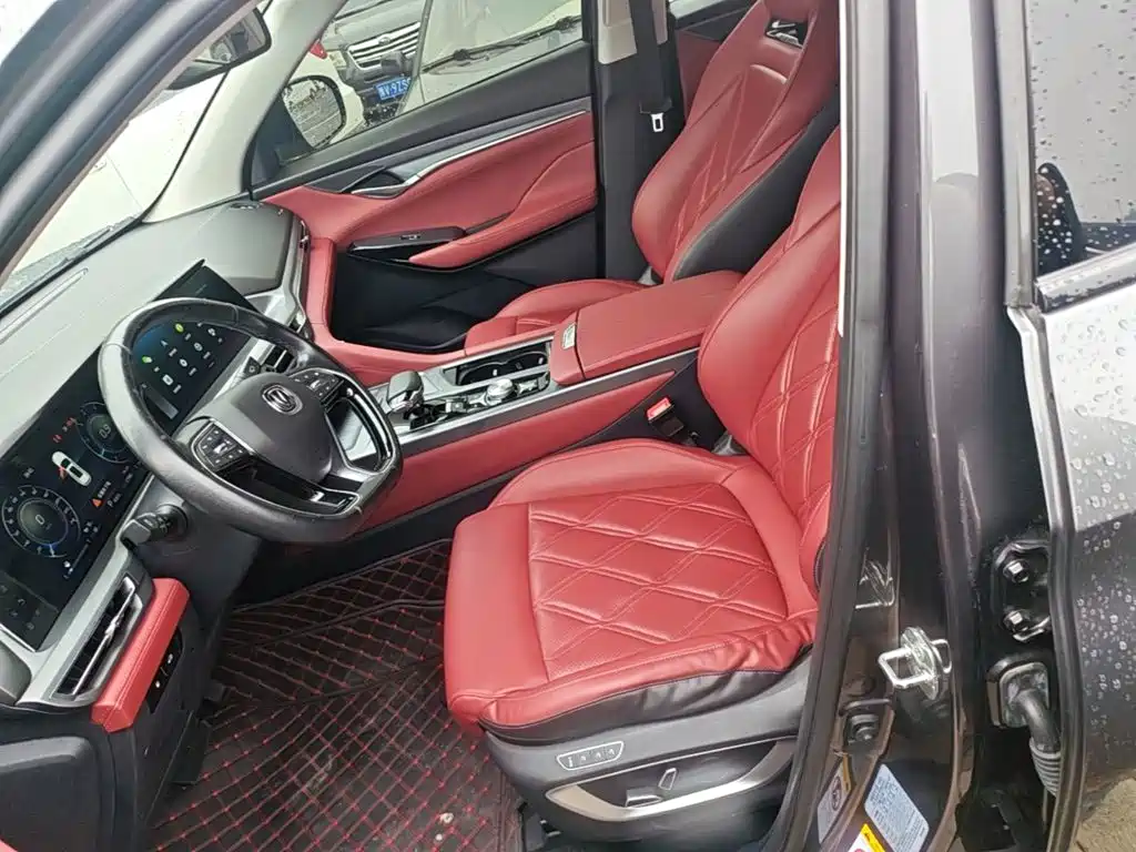 Changan CS75PLUS 2021 — фото 15