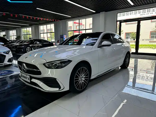 Mercedes-Benz C-Class 2023