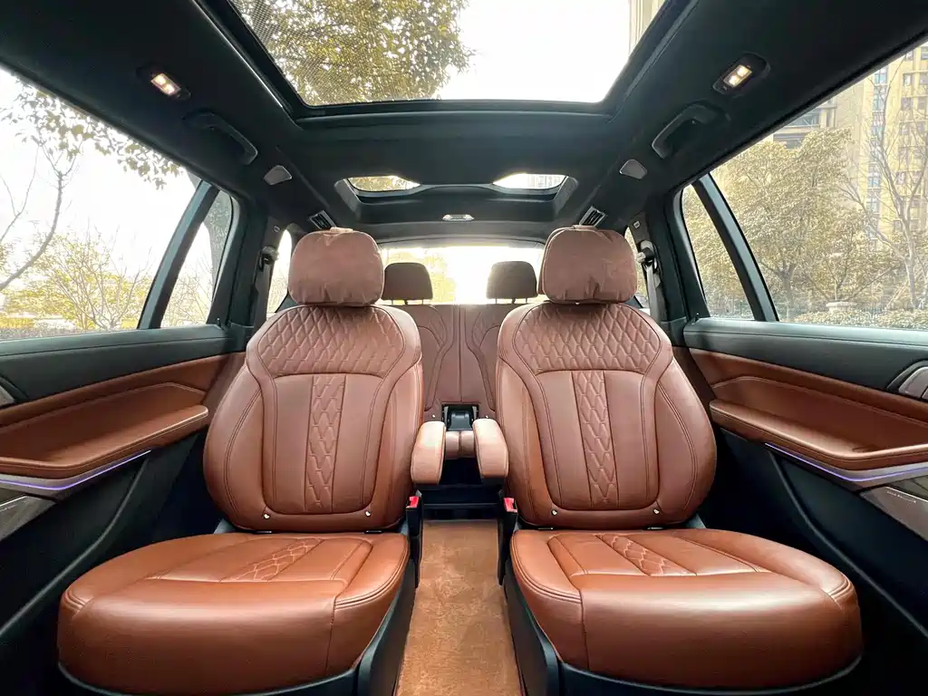 BMW X7 2020 — фото 16
