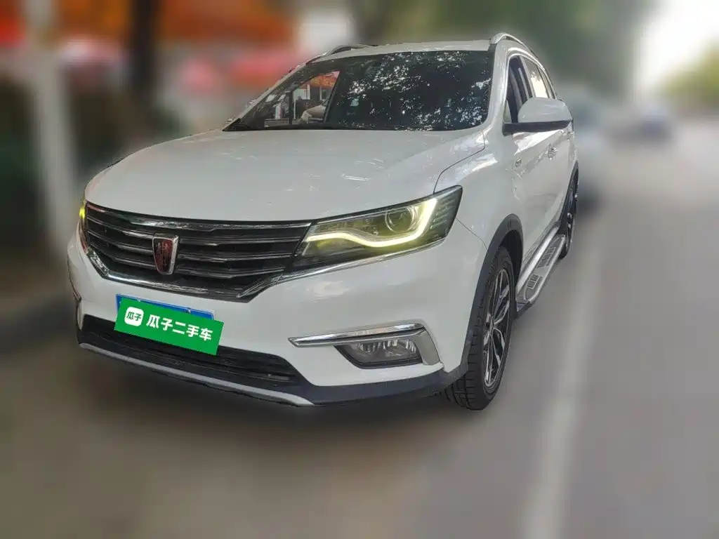Roewe RX5 2016 — фото 1