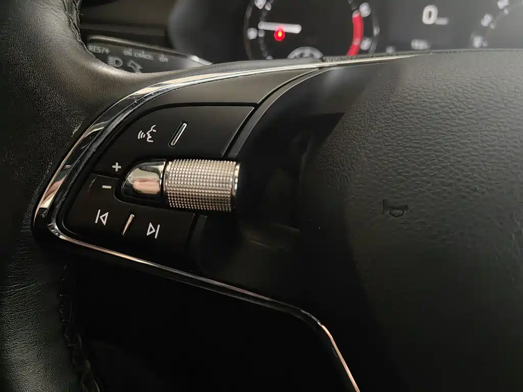 Skoda Octavia 2022 — фото 25