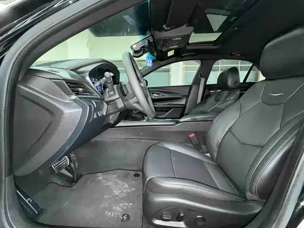 Cadillac CT4 2024