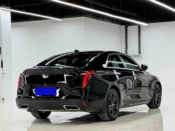 Cadillac CT4 2024