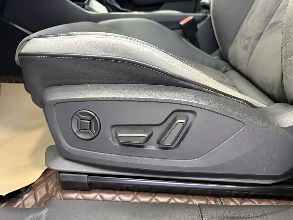 Audi Q3 2023 — фото 15