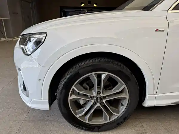 Audi Q3 2024