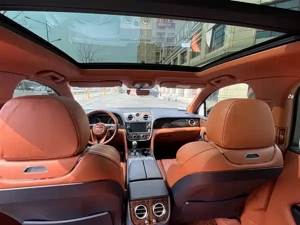Bentley Bentayga 2018