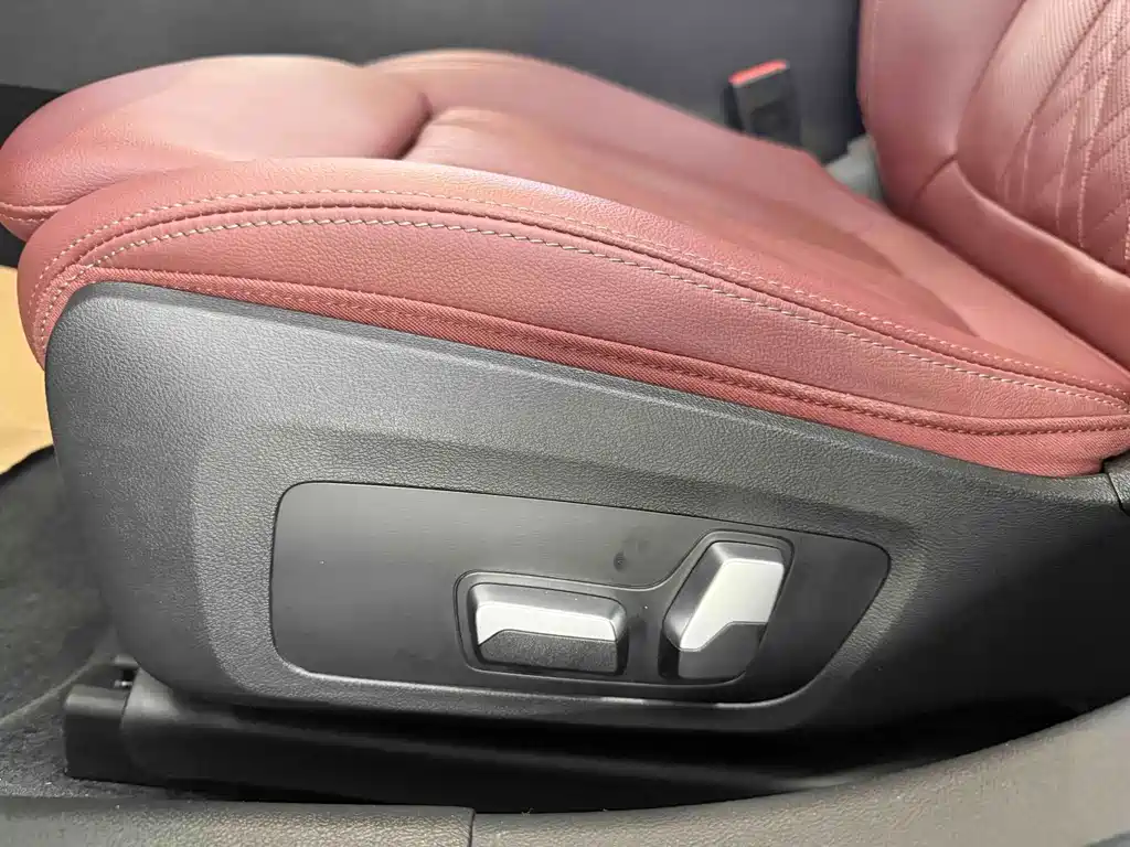 BMW 3 Series 2023 — фото 12