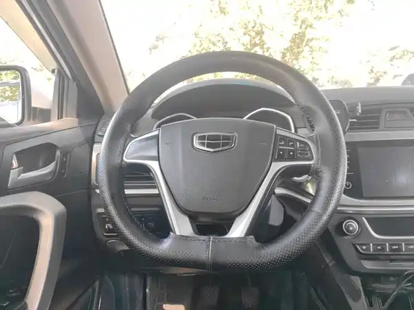 Geely Emgrand 2018
