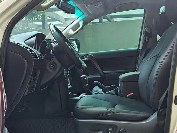 Toyota Prado 2014