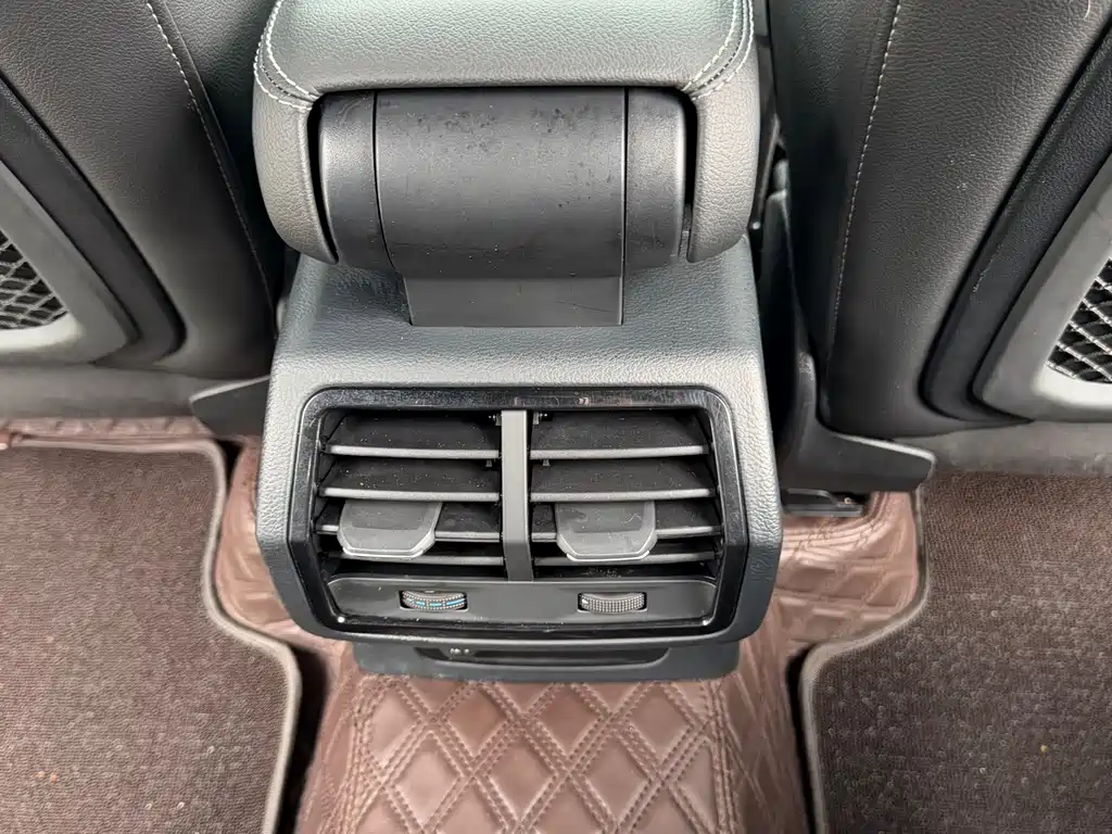 Audi Q3 2022 — фото 16