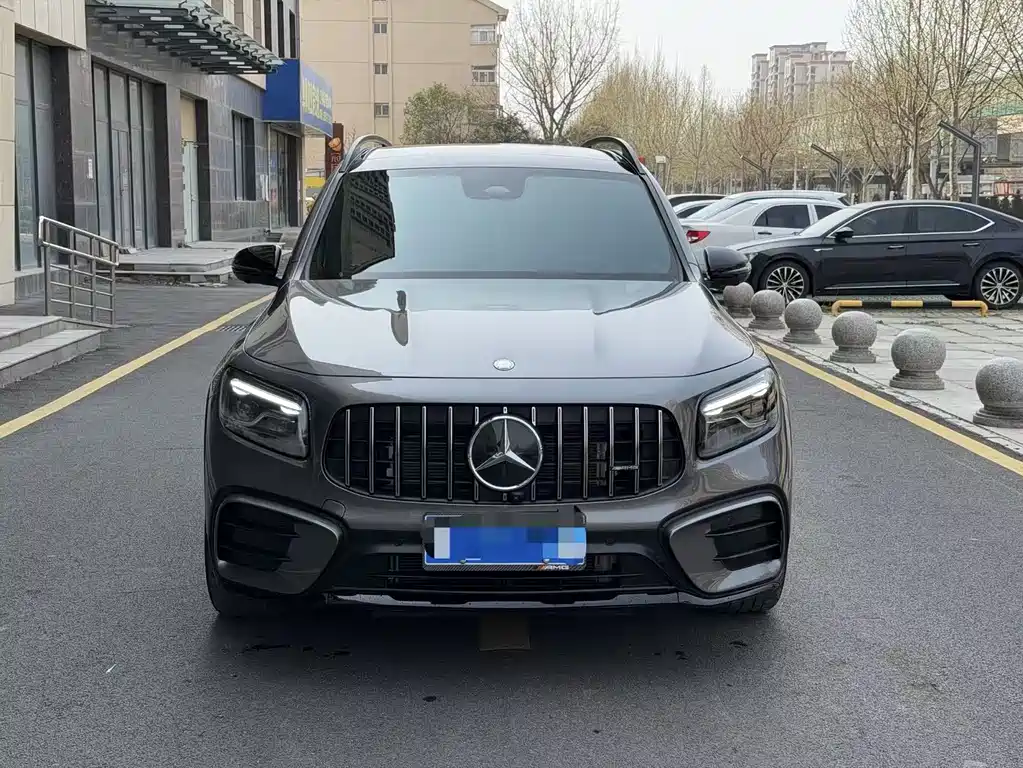 Mercedes-Benz GLB AMG 2025 — фото 2