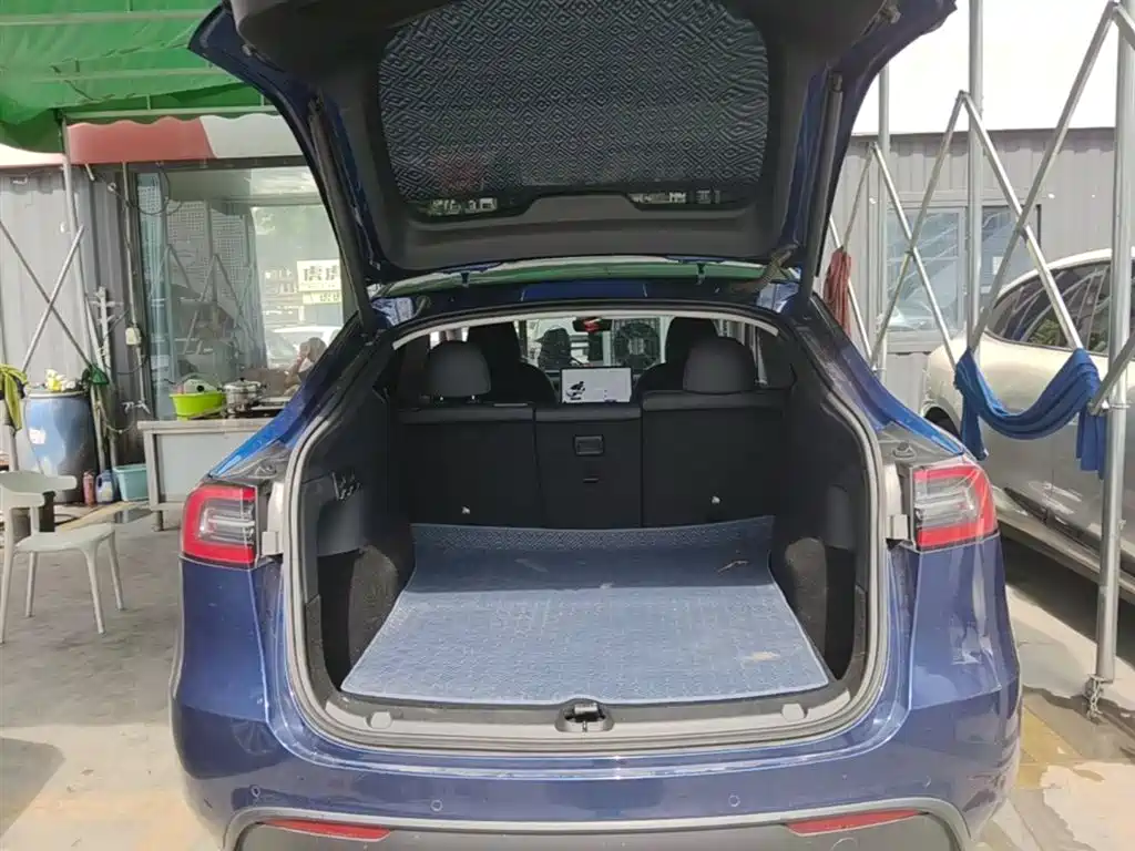Tesla Model Y 2021 — фото 19