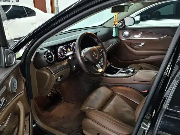 Mercedes-Benz E-Class 2017
