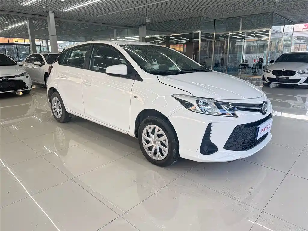 Toyota Vios FS 2023