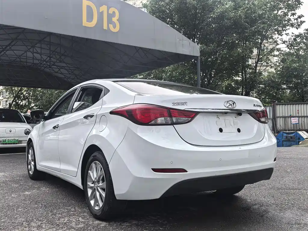 Hyundai Elantra Langdong 2017 — фото 6