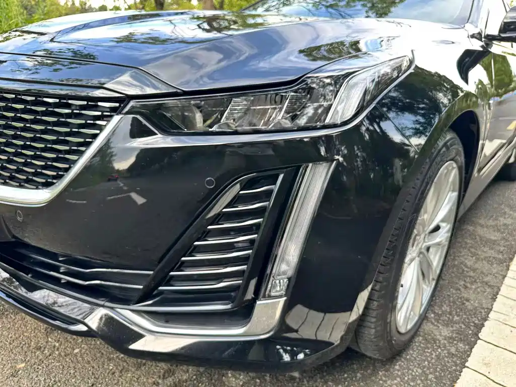 Cadillac CT5 2023 — фото 30