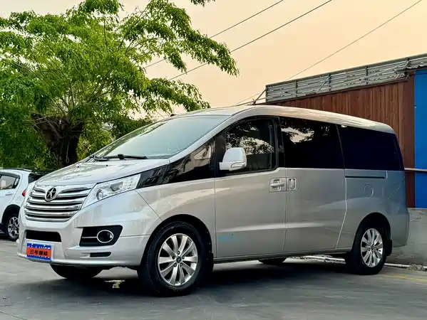 JMC Refine M5 2016