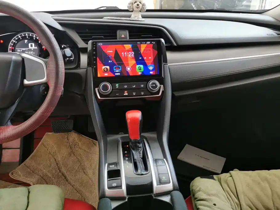 Honda Civic 2017 — фото 13