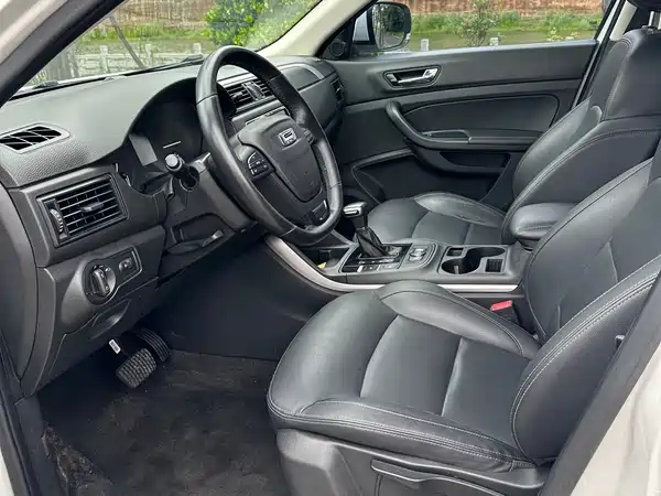 Qoros 5 2019
