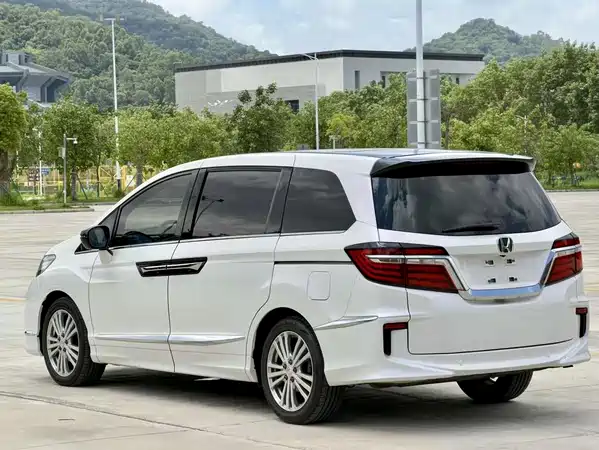 Honda Elysion 2019