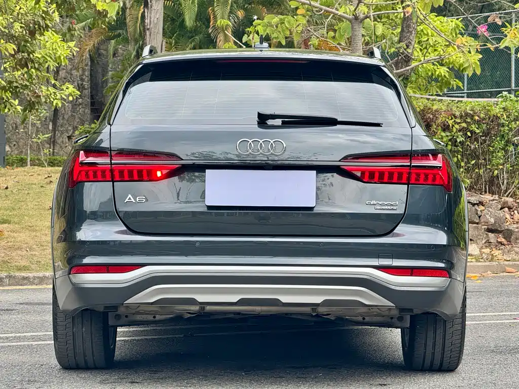 Audi A6 2022 — фото 25