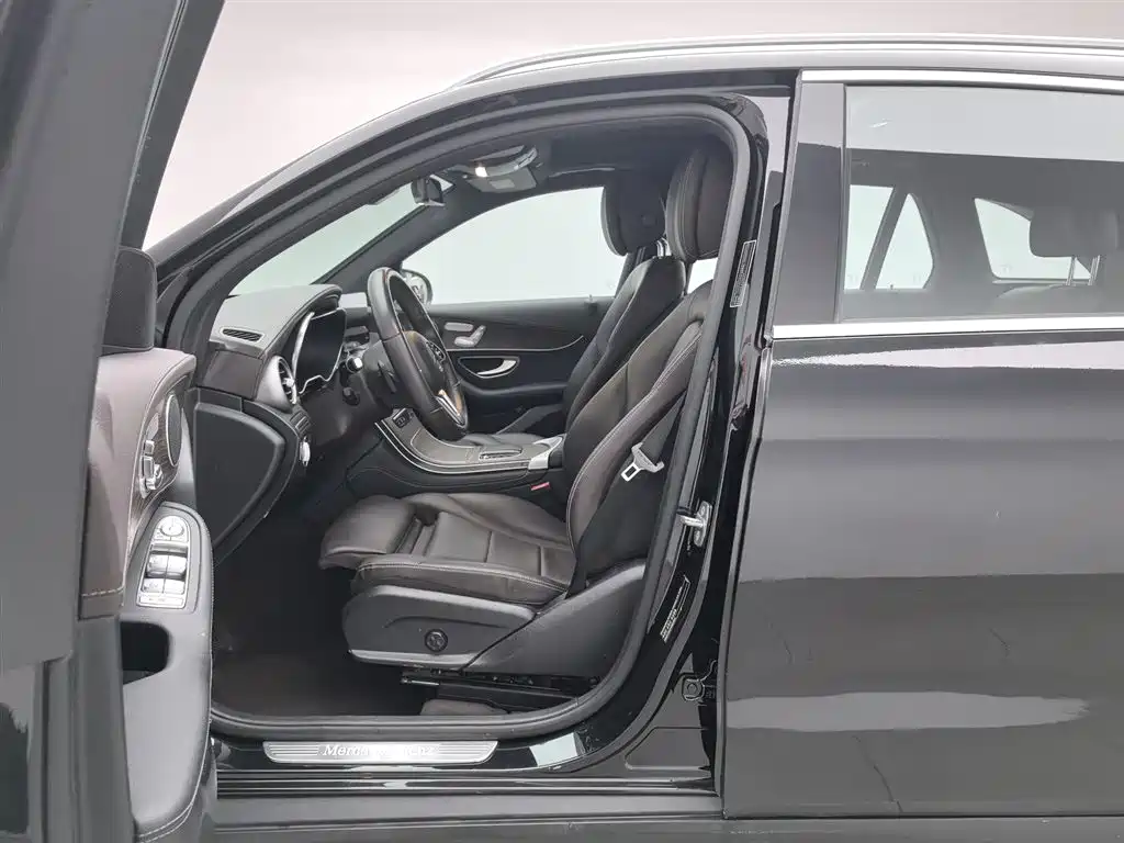 Mercedes-Benz GLC 2022 — фото 10