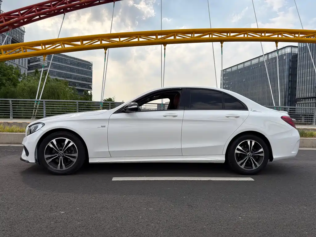 Mercedes-Benz C-Class 2017 — фото 9