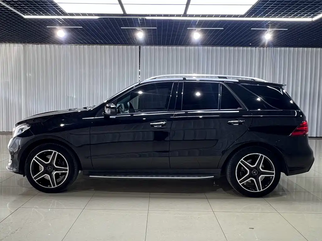 Mercedes-Benz GLE AMG 2018 — фото 3