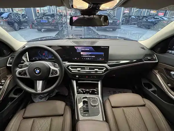 BMW 3 Series 2024