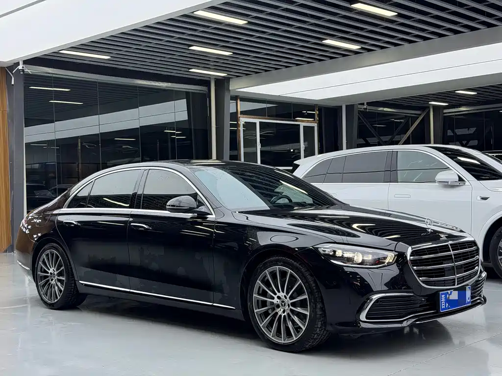 Mercedes-Benz S-Class 2023 — фото 2