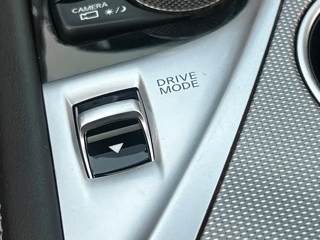 Infiniti Q50L 2019 — фото 28