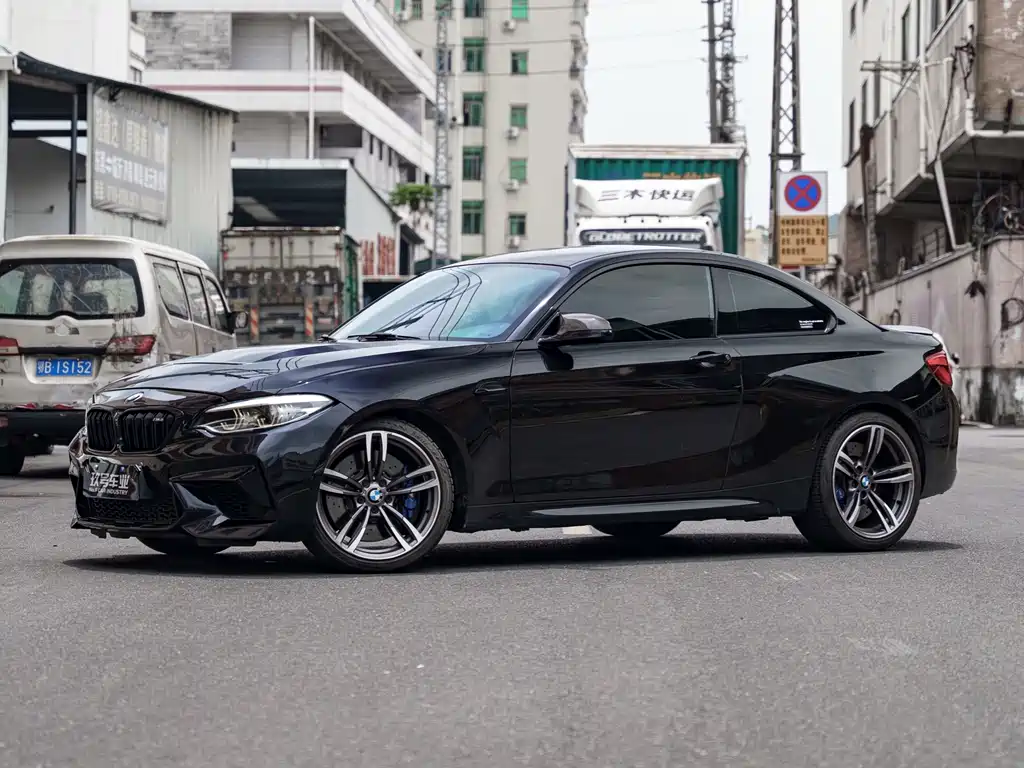 BMW M2 2019 — фото 1