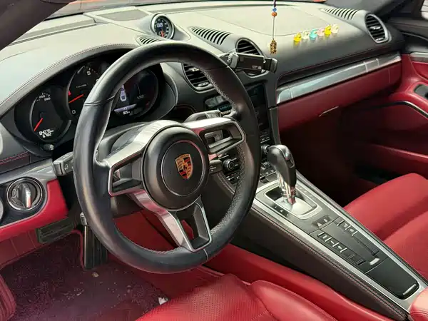 Porsche 718 2017