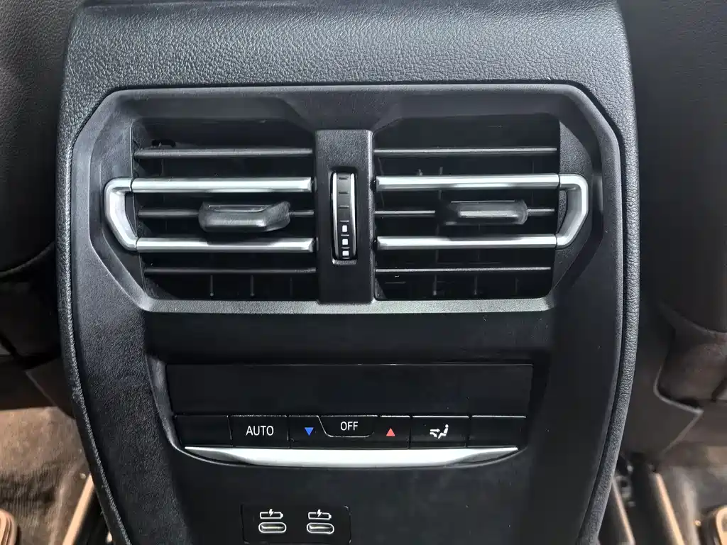 BMW 3 Series 2020 — фото 17