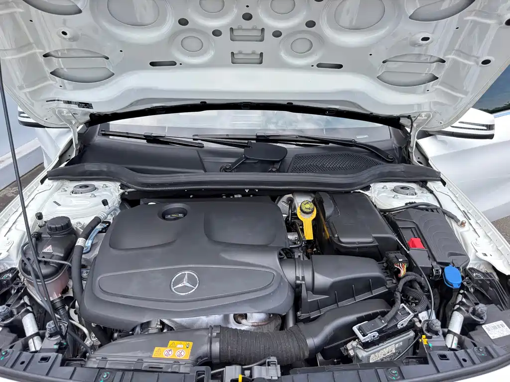 Mercedes-Benz GLA 2017 — фото 16