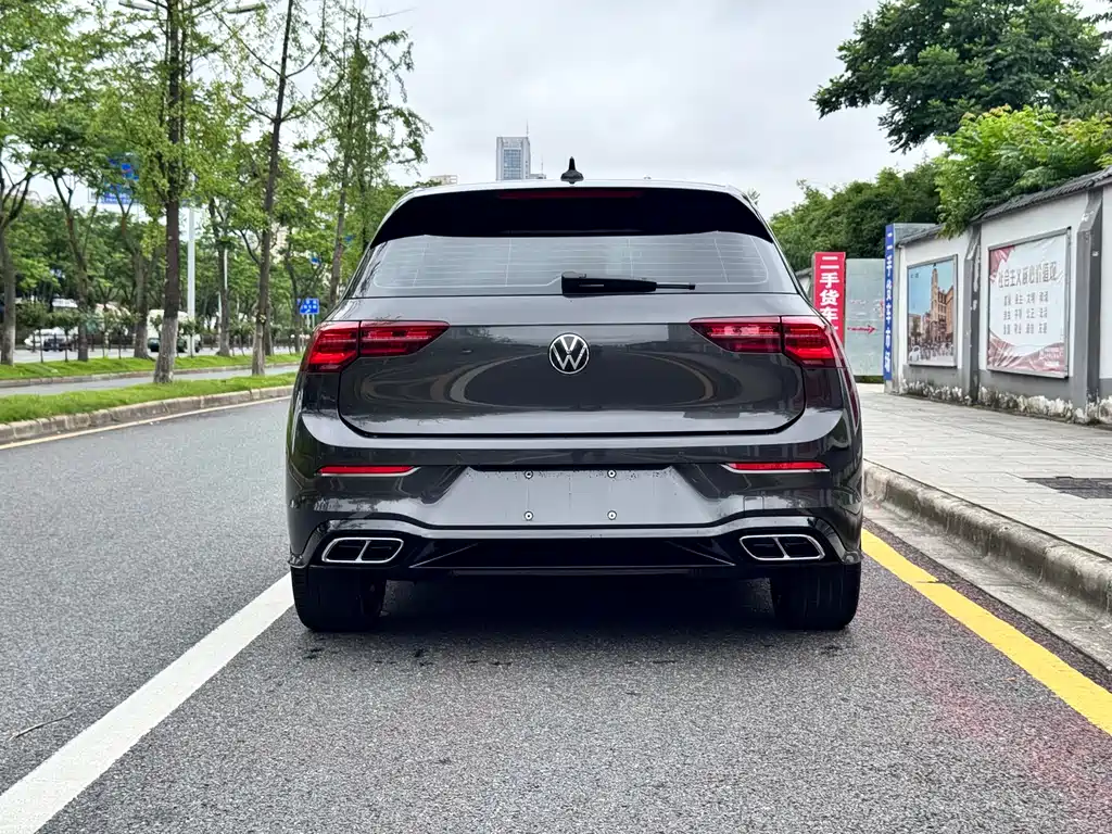 Volkswagen Golf 2023