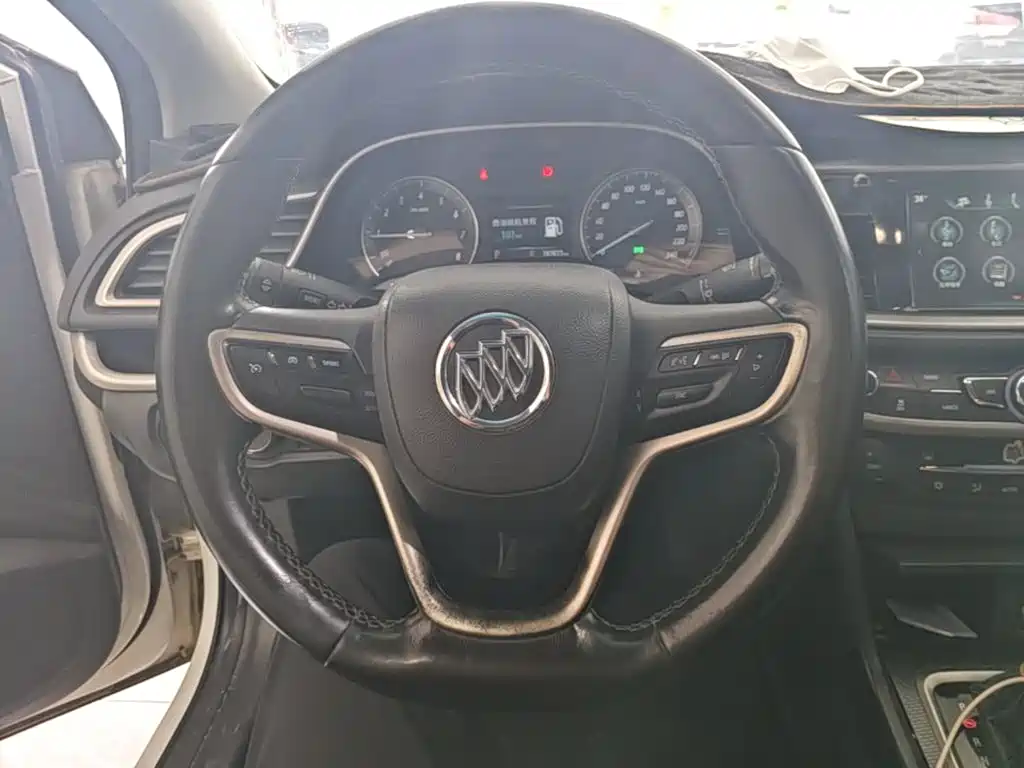 Buick Excelle 2019 — фото 11