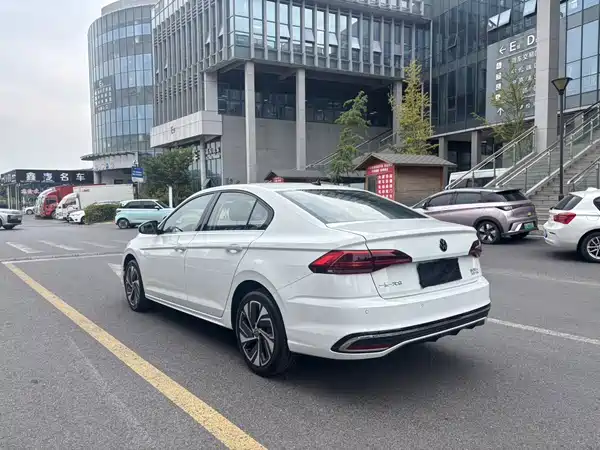 Volkswagen Bora 2024