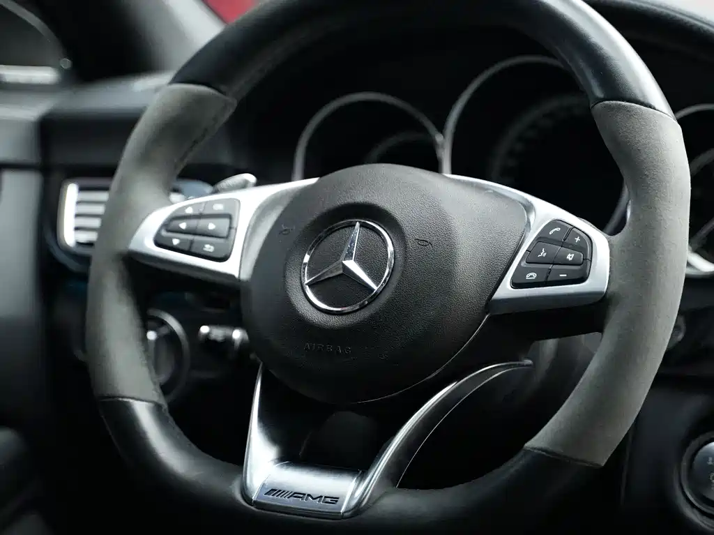 Mercedes-Benz CLS AMG 2015 — фото 11