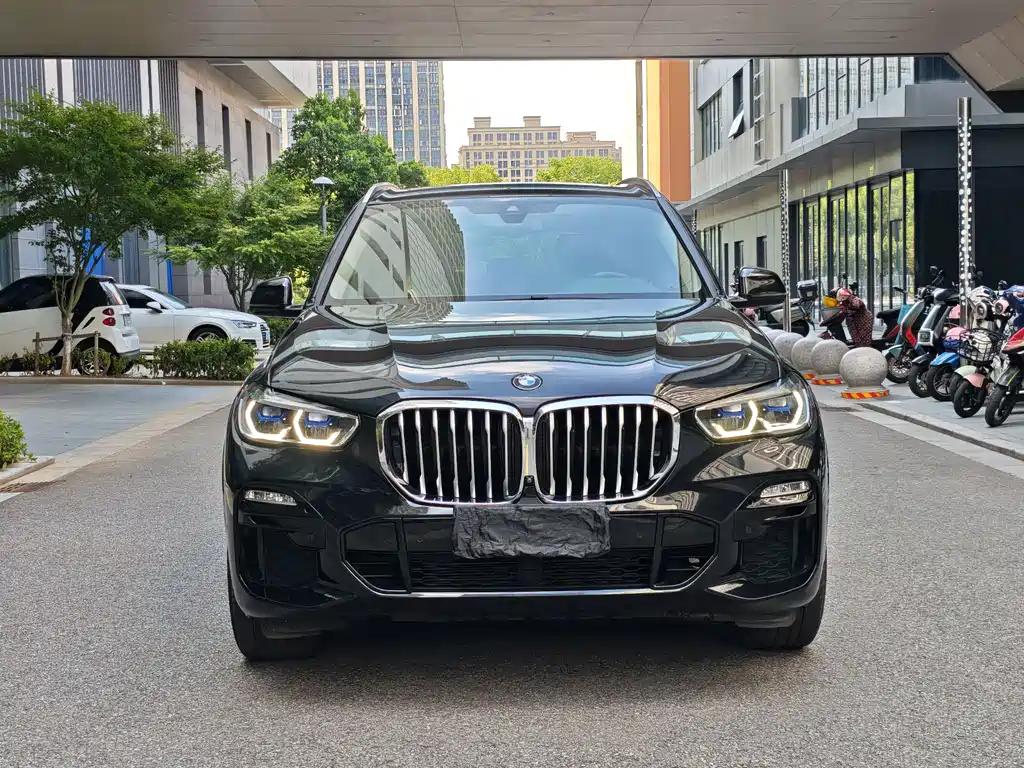 BMW X5 2021 — фото 2