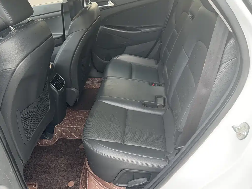 Hyundai Tucson 2017 — фото 2
