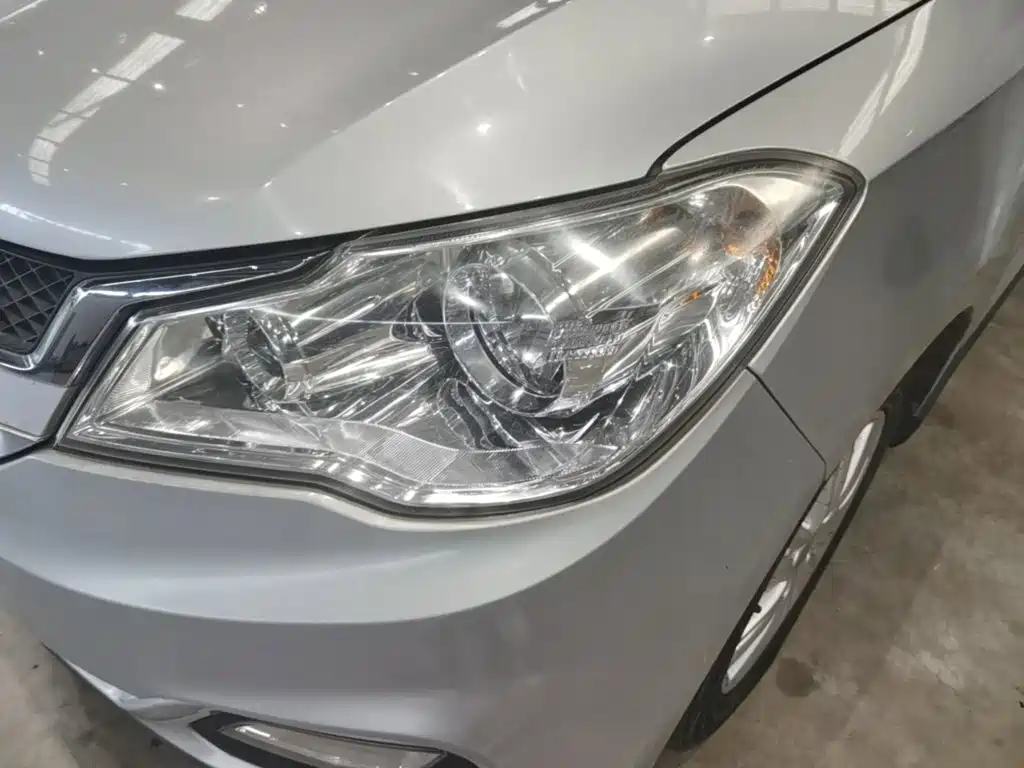 Wuling Hongguang 2016 — фото 24