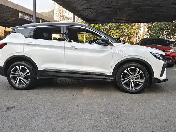 Geely Binyue 2021