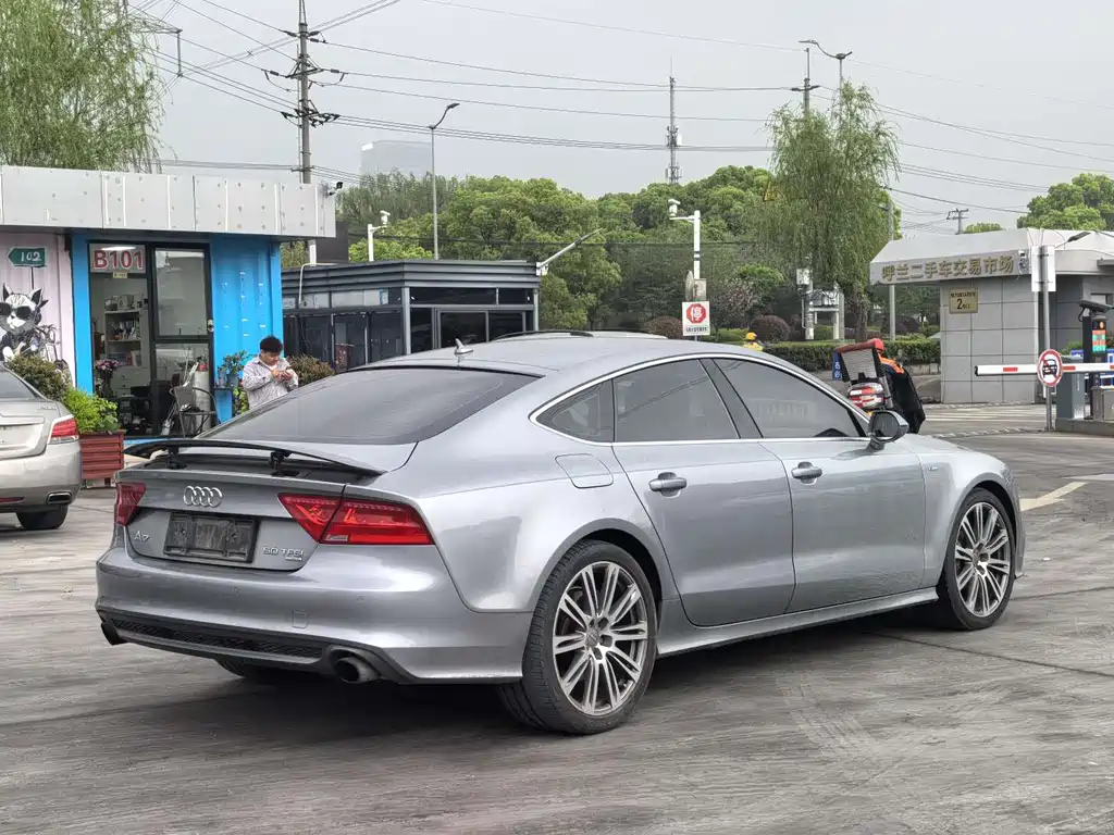 Audi A7 2014 — фото 10