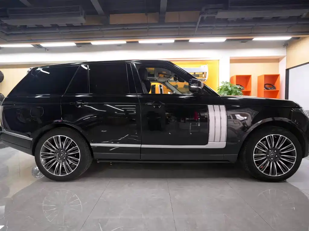 Land Rover Range Rover 2020 — фото 10