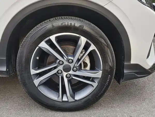 Geely Binyue 2021