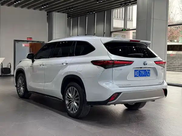 Toyota Highlander 2023