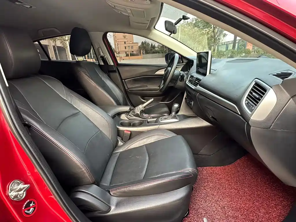 Mazda 3 Axela 2019