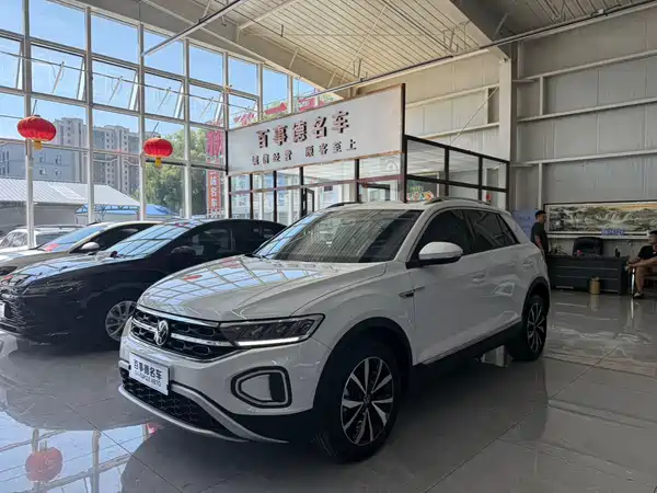Volkswagen T-Roc 2023
